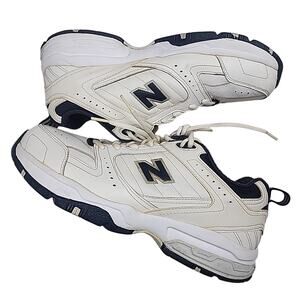 New Balance 608 V2 Mens Size 10 US White Walking tennis Shoes Sneakers MX608V2W